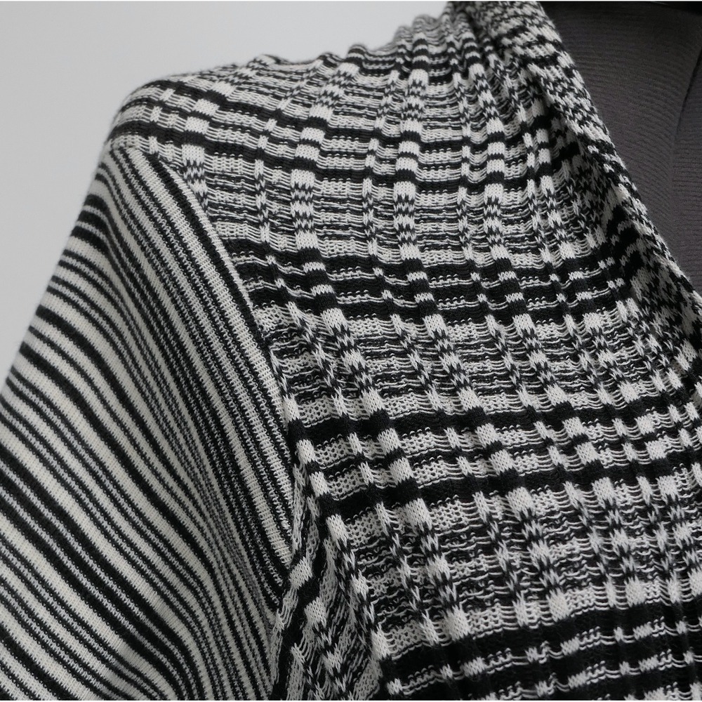 Ioanna Kourbela Cardigan Handkerchief Hem Striped Knit Monochrome Women's M‎ - Picture 7 of 11